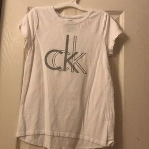 girls Calvin Klein t-shirt